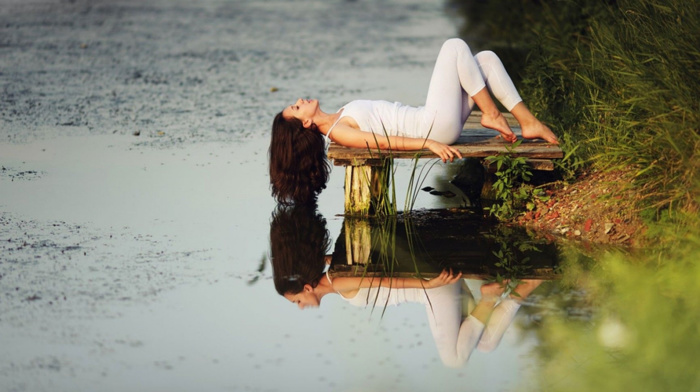 brunette, model, reflection, white tops, girl, yoga pants, leggings, lying down