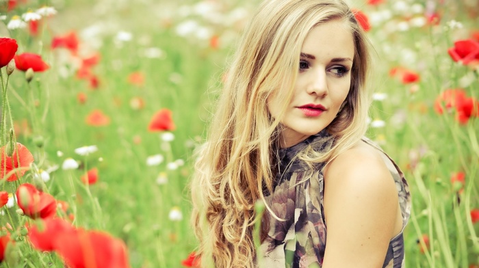 blonde, girl outdoors