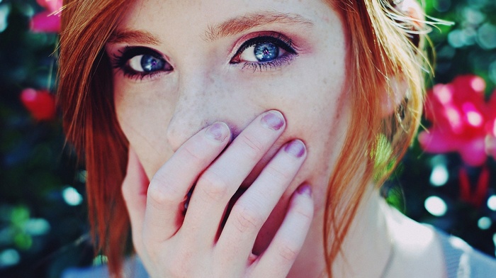 freckles, blue eyes