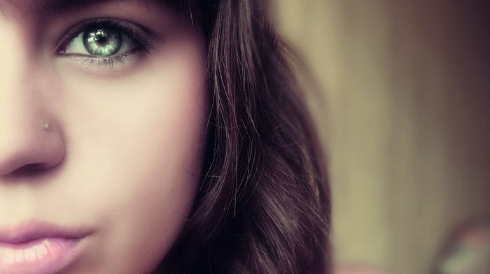 green eyes