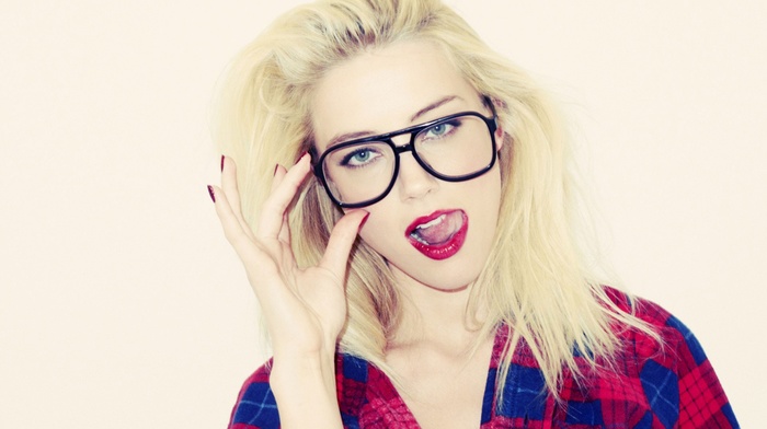 Amber Heard, glasses, blonde, girl, blue eyes