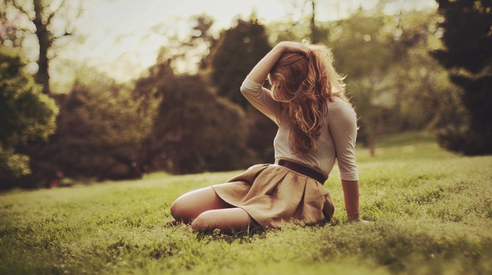 girl outdoors, blonde