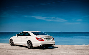 sea, cars